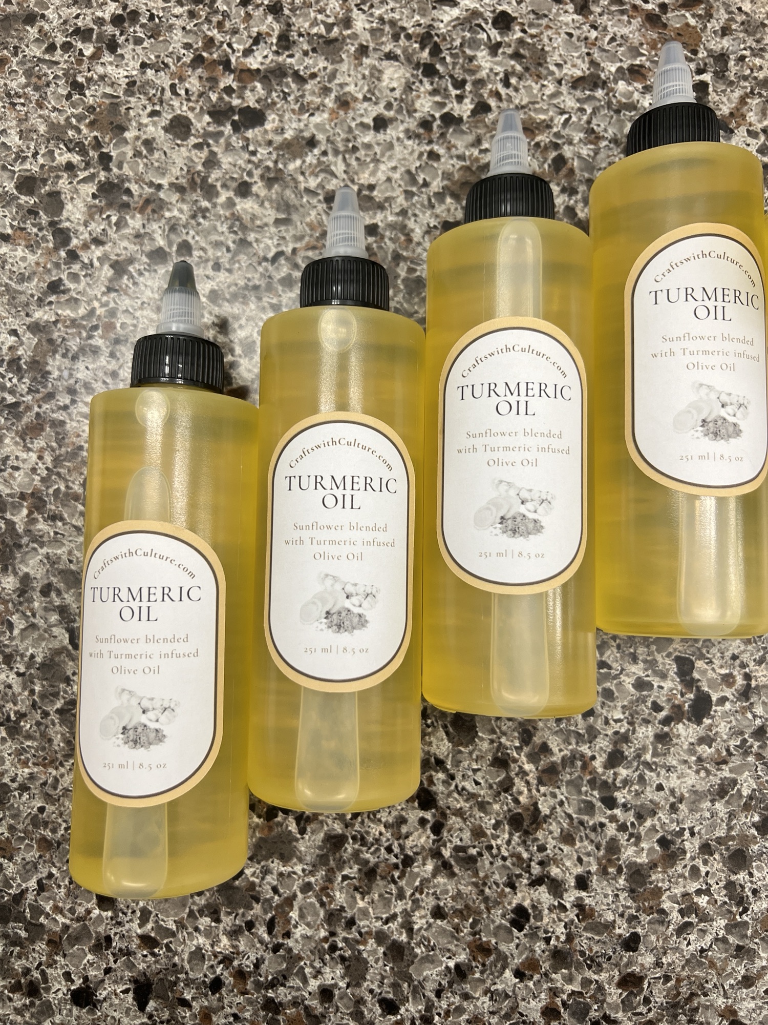 Turmeric Oil 2oz. flip top